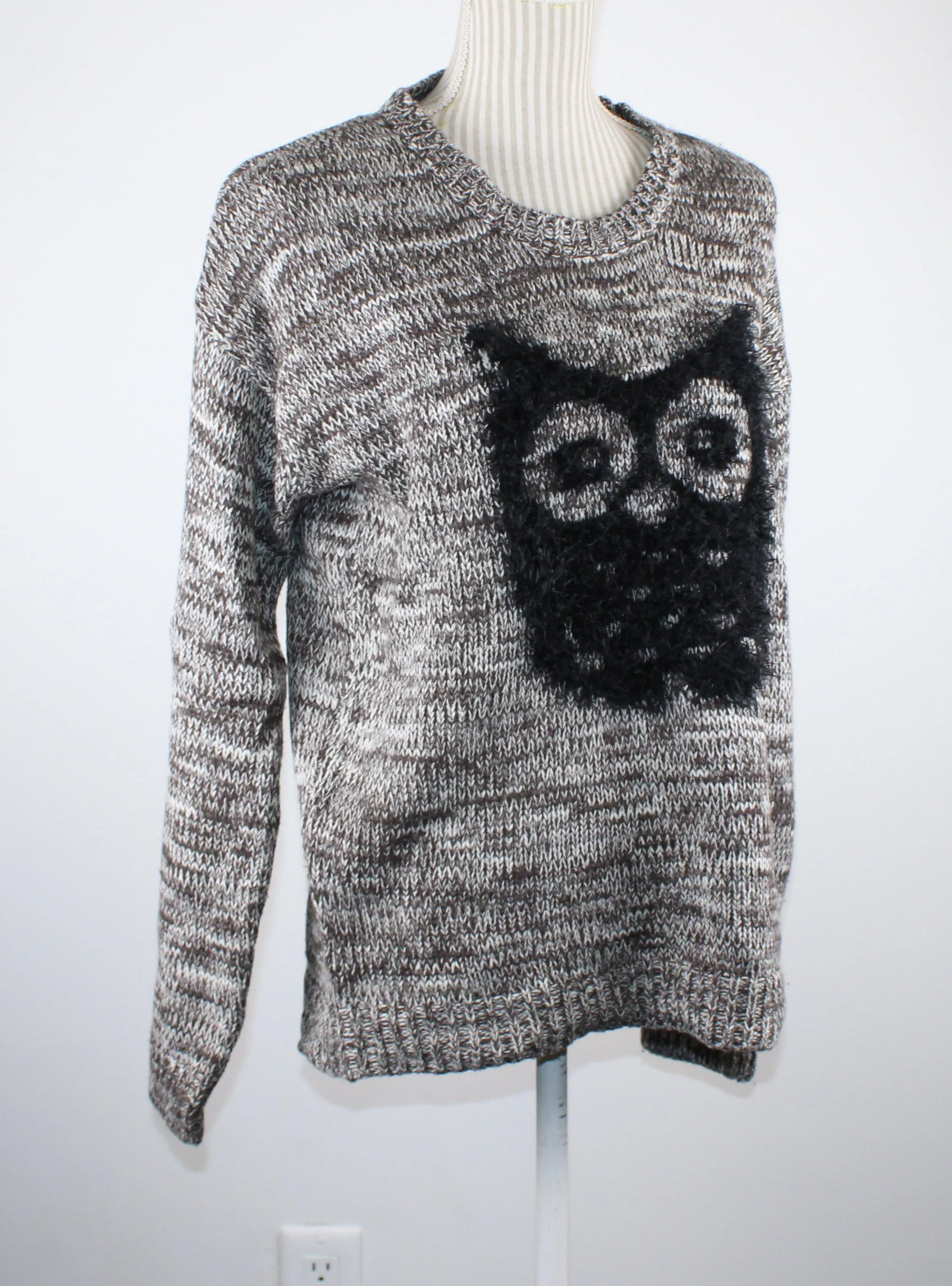 ARDENES OWL SWEATER LADIES LARGE EUC