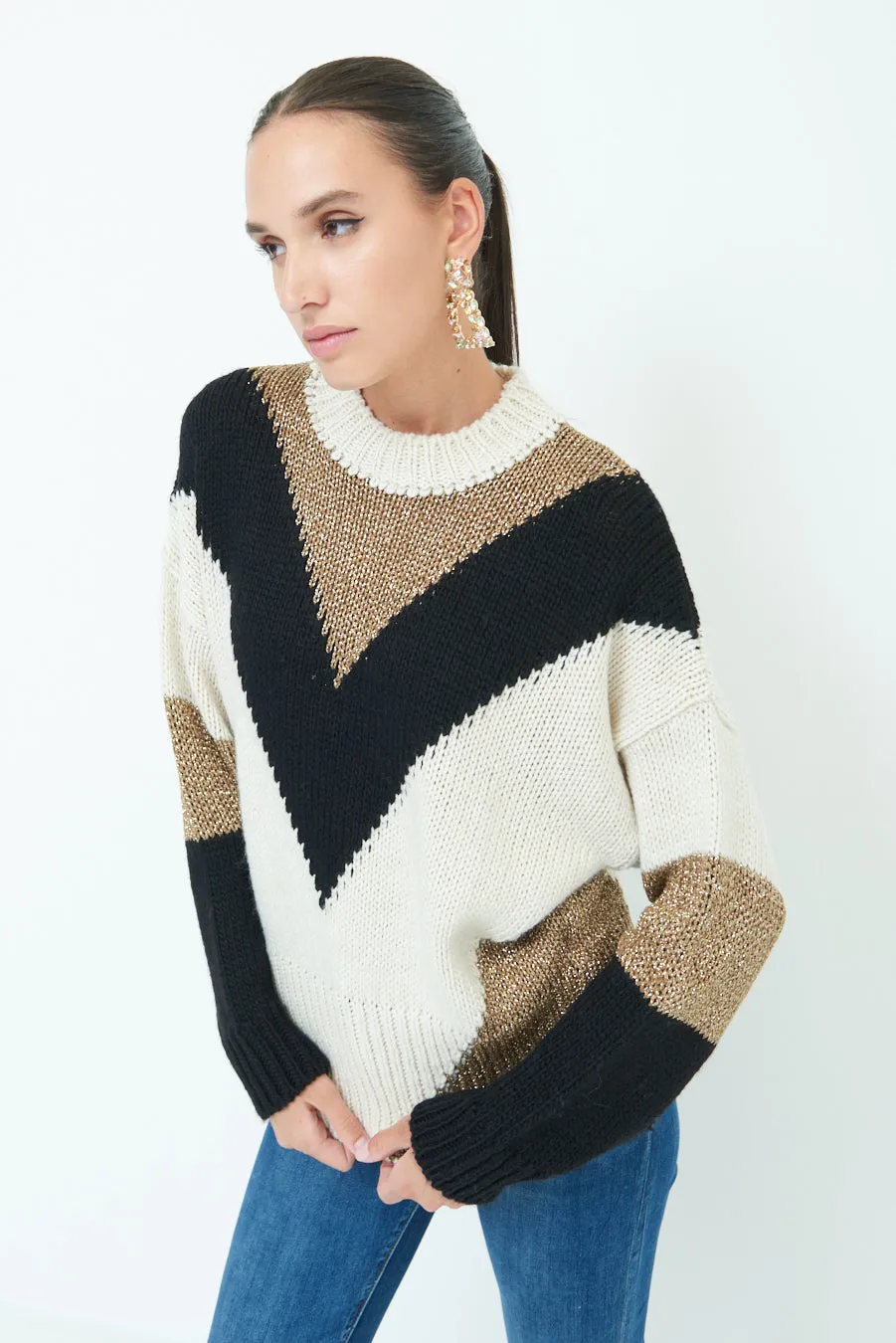 Chic chevron pattern sweater wholesale