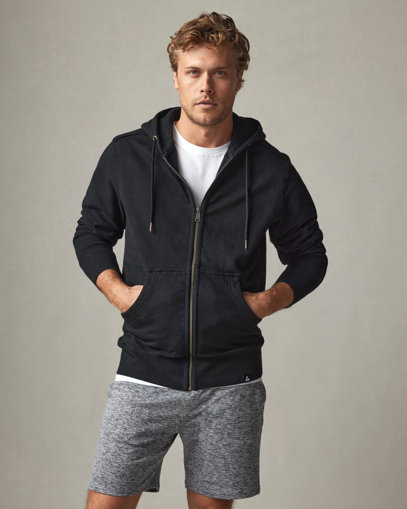 Classic Full Zip - Black