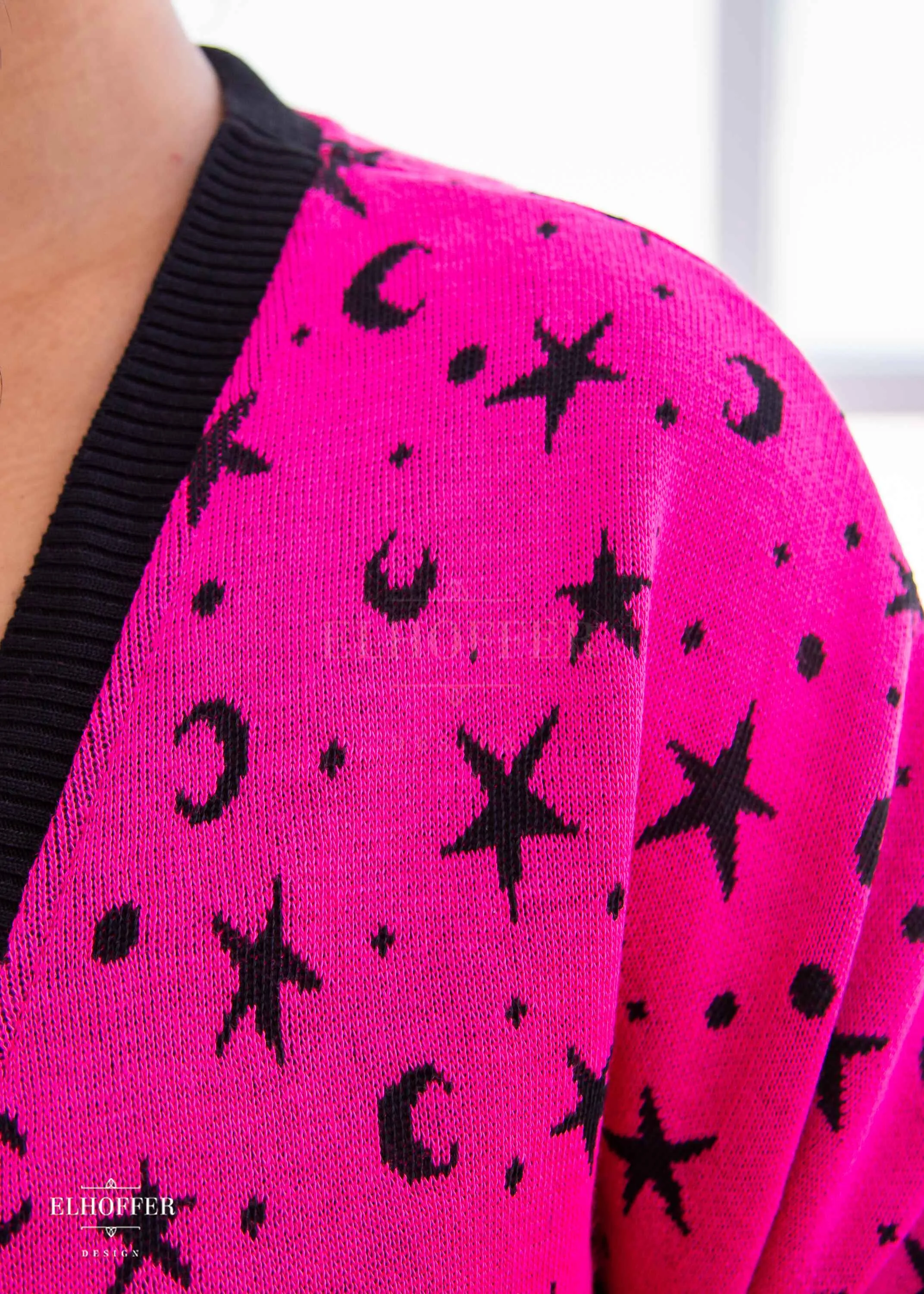 Essential Starry Witch Dolman - Pink w/ Black