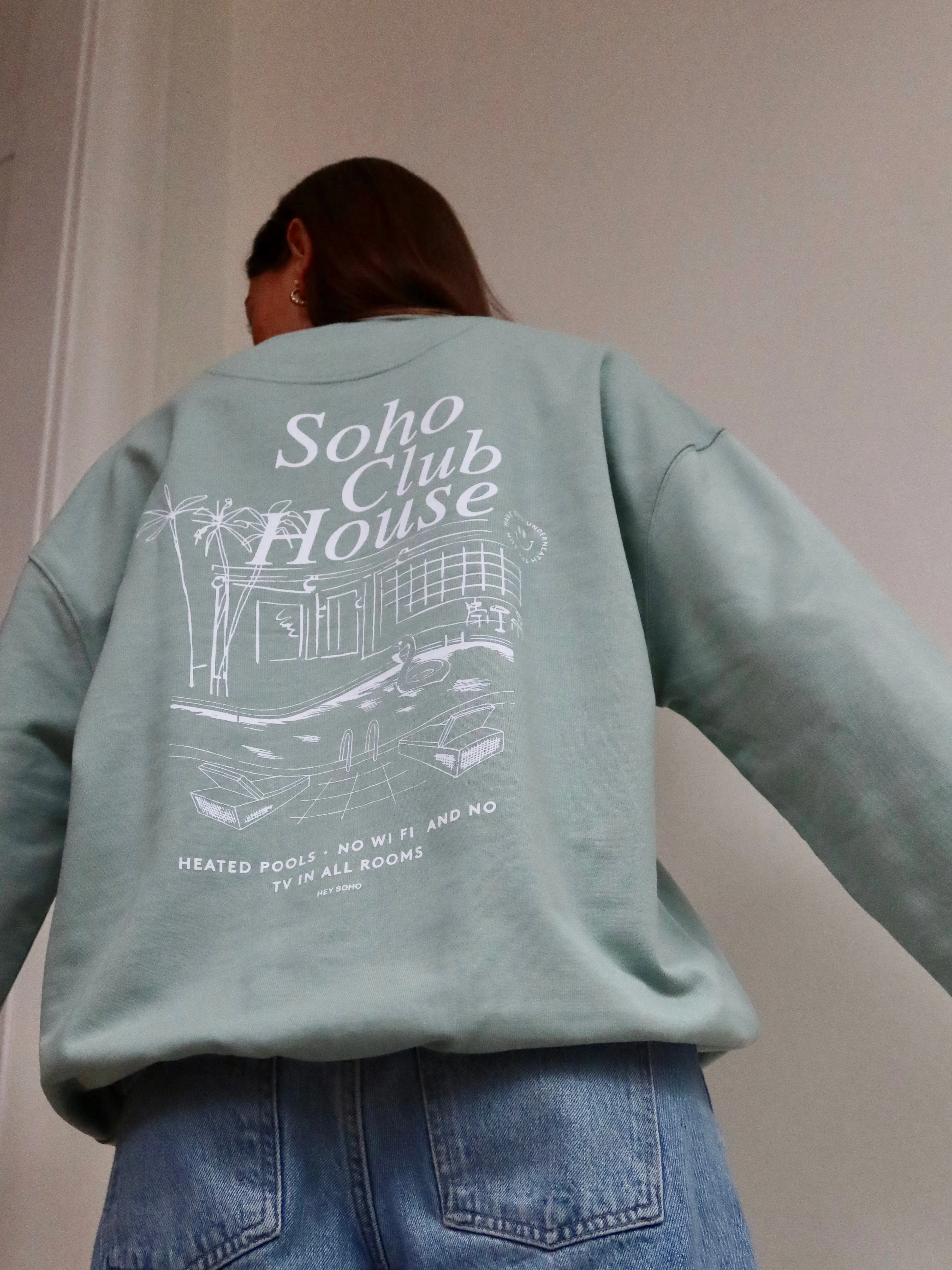 SOHO CLUB HOUSE Sweater